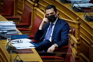 Αναμενόμενες παρουσίες, ηχηρές απουσίες και παράδοξα μηδενικά για ενέργεια και περιβάλλον