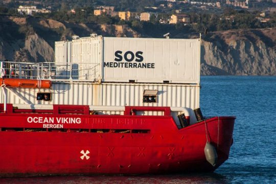 Πάνω από 170 αγνοούμενοι πρόσφυγες σε τουλάχιστον δύο ναυάγια στη Μεσόγειο