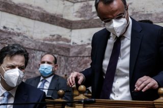 Πυρ ομαδόν για το «Ελλάδα 2.0»