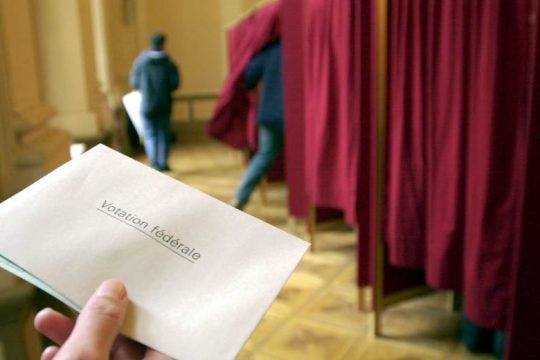 Δημοψήφισμα στην Ελβετία για τους γάμους ομόφυλων ζευγαριών