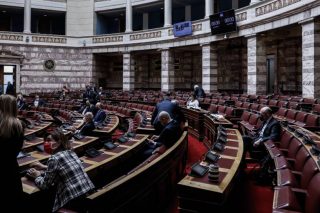 Απουσιάζουν διαφάνεια και κοινωνία των πολιτών από το «Σχέδιο Ανάκαμψης»