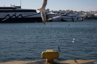 «Ναυμαχία» για τα μέτρα στήριξης