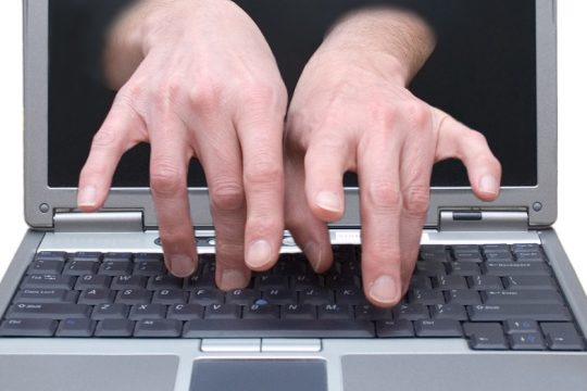 Πρωτομαγιά, μισθωτή εργασία και ψηφιοποίηση