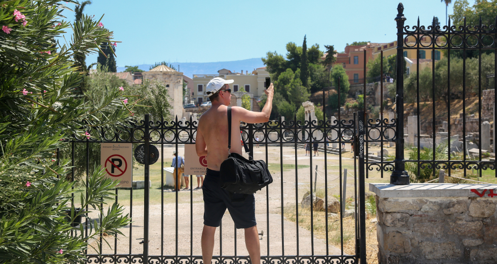 Γερμανικά βέλη για το άνοιγμα του τουρισμού στην Ελλάδα