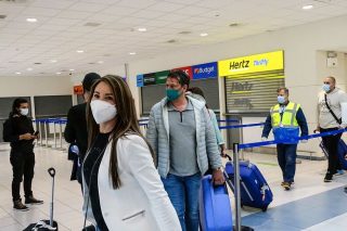 Ο,τι πουν οι… tour operators