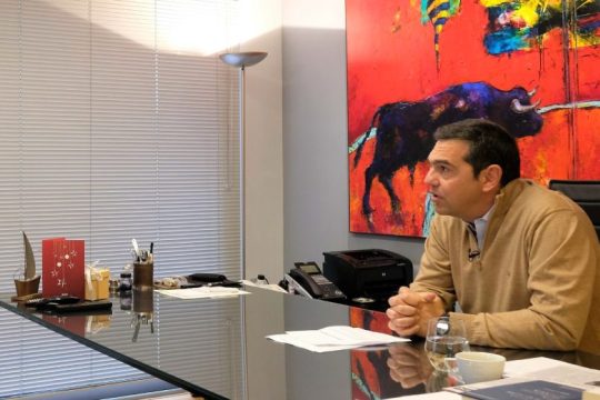 Ο Αλ. Τσίπρας για μια «βιώσιμη επανεκκίνηση της οικονομίας»