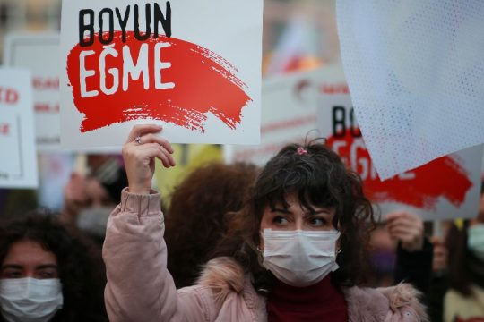 Νόμιμη άμυνα
