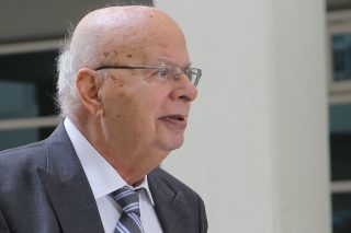 Προκήρυξε εκλογές