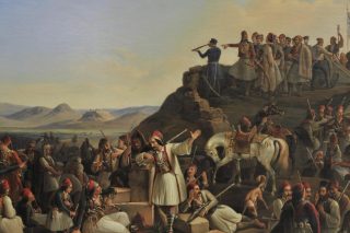 Η κοινωνία αλλάζει με επαναστάσεις