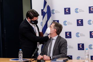 Φιάσκο και ο νέος διαγωνισμός για τα self-tests