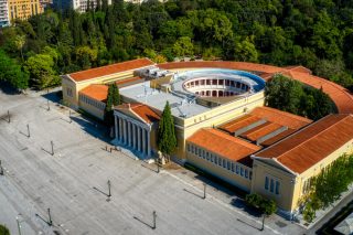 Υβριδικό το Φόρουμ των Δελφών