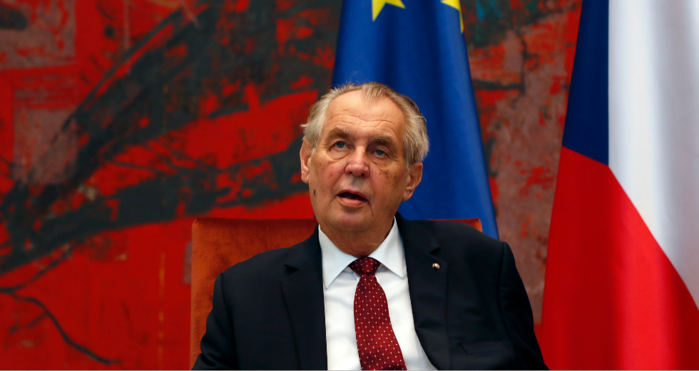 Τα γυρίζει τώρα η Τσεχία στην κόντρα της με τη Ρωσία