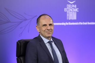 Επιτελικό κράτος εν κράτει