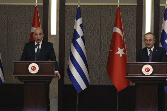Προβληματίζει η επίσκεψη Τσαβούσογλου στη Θράκη
