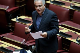 Απεργία και εξώδικο στο ΤΑΙΠΕΔ για τα ΕΛ.ΠΕ.