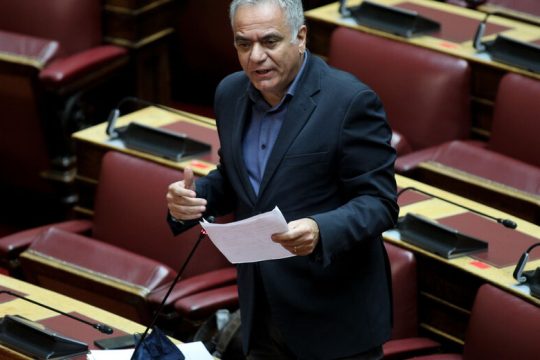 Απεργία και εξώδικο στο ΤΑΙΠΕΔ για τα ΕΛ.ΠΕ.