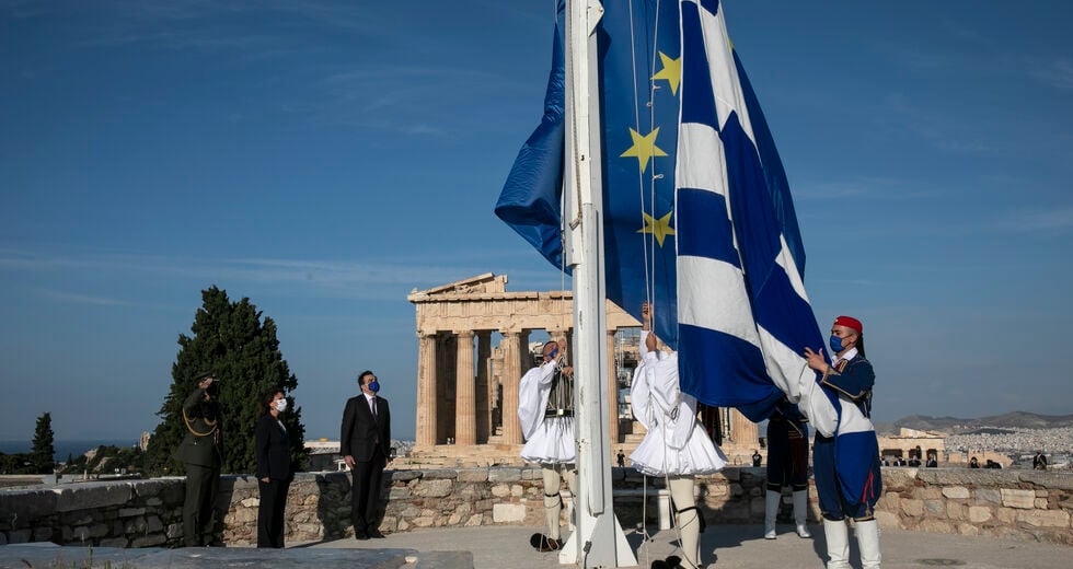 40 χρόνια στην Ε.Ε.: Μια σχέση μεταξύ στοργής και… οργής