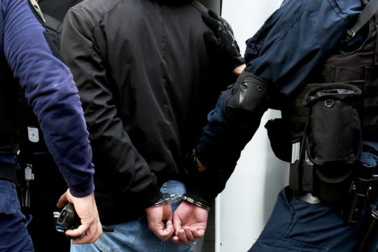Συνελήφθη στην Κρήτη για ανθρωποκτονία στην Λαμία πριν από 12 χρόνια