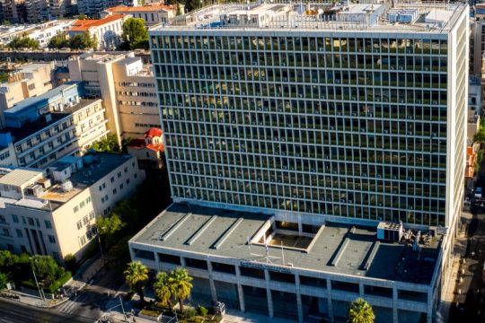 Αναγνωρίζετε τους μασκοφόρους βασανιστές σας;