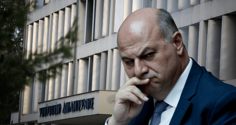 Ανακαίνιση πολυτελείας με απευθείας αναθέσεις