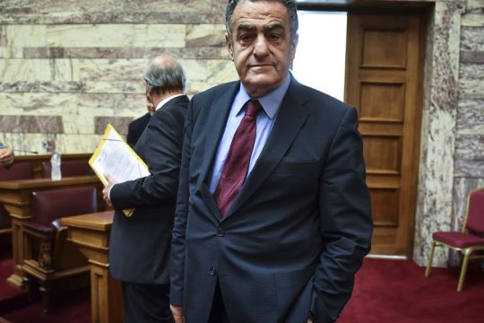 Μετά τις Γιαννάκου-Κεφαλογιάννη, επιφυλάξεις και από Χ. Αθανασίου για τη συνεπιμέλεια