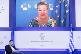 Ιλβα Γιόχανσον: «Είμαι περήφανη για το Σύμφωνο Μετανάστευσης και Ασύλου»