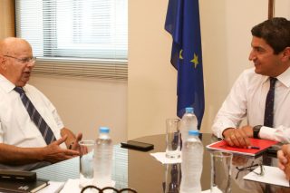 Απαγορευτικό για τις εκλογές της ΕΟΚ