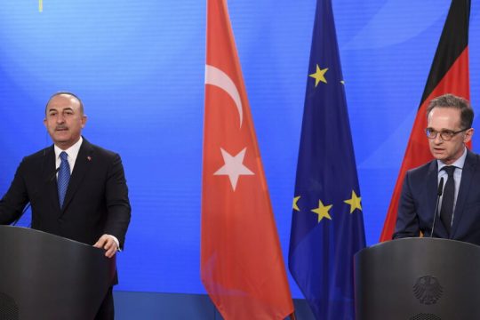 Νέες βολές Τσαβούσογλου κατά Ελλάδας και Κύπρου