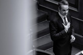 Η υβριδική κυβέρνηση Μητσοτάκη
