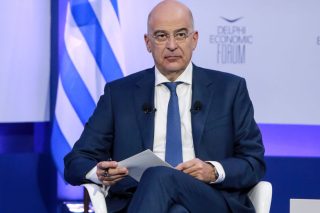 Δένδιας: «Συγκρατημένη αισιοδοξία ότι σύντομα θα υπάρξει θετική κατάληξη στη Λωρίδα της Γάζας»
