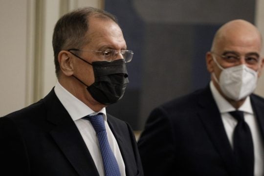 Συνάντηση Δένδια – Λαβρόφ στο Σότσι
