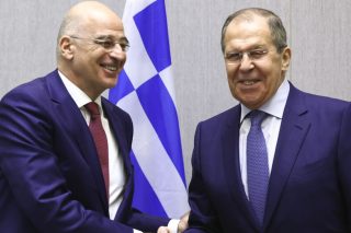 Προσέγγιση Αθήνας-Μόσχας μετ’ εμποδίων