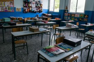 Νέα σχολεία ή νέα συρματοπλέγματα;