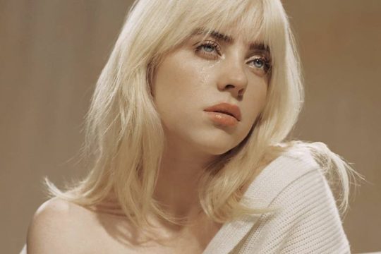 Billie Eilish: Η σεξουαλική εκμετάλλευση είναι παντού