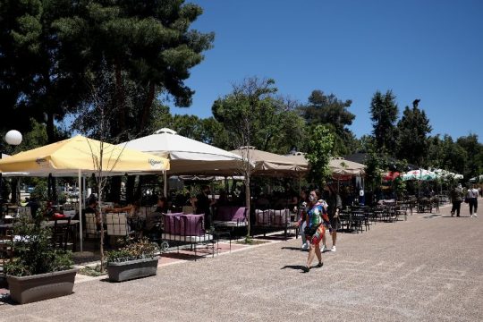 Εν αναμονή των ανακοινώσεων για το σχέδιο «ανοίξαμε και σας περιμένουμε»