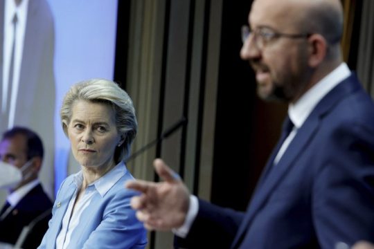 «Καμπανάκι» για τις μεταλλάξεις από τις Βρυξέλλες