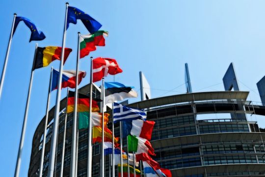 ΕΕ: Εγκρίθηκαν οι ενισχύσεις ύψους 484,2 εκατ. ευρώ για Covid και φυσικές καταστροφές