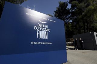 Τραπεζικά και απολιγνιτοποίηση κυριάρχησαν χθες στο Φόρουμ των Δελφών
