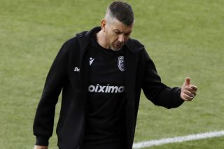 Ο φάκελος του τελικού μπαίνει πάνω από αυτόν των εισηγήσεων Γκαρσία