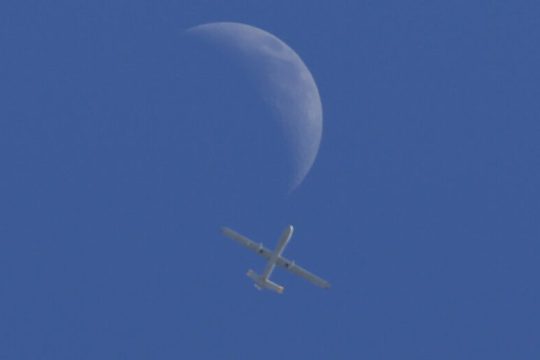 Θα κοιτάξουμε το φεγγάρι χωρίς φόβο