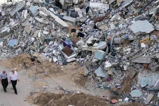 Ανυπολόγιστη καταστροφή ενώ η εκεχειρία δείχνει να αντέχει