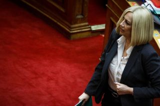 Κοινό μέτωπο με συνδικάτα και εργαζομένους