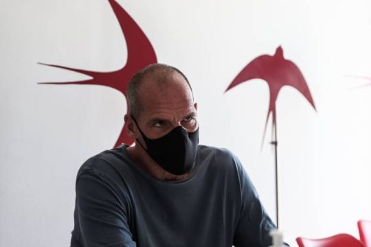 «Ορντινάντσες του Σόιμπλε κατηγορούν την άνοιξη του 2015 για αντιευρωπαϊκό λαϊκισμό»
