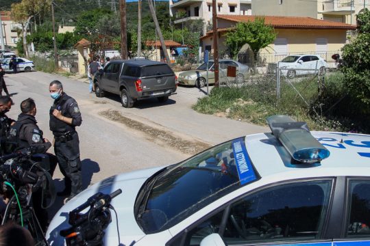 Ψάχνουν το «αποτύπωμα» των δραστών για το έγκλημα στα Γλυκά Νερά