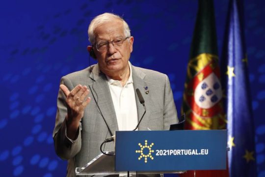 Πρόσκληση της Τιχανόφσκαγια στις Βρυξέλλες από τους υπ. Εξωτερικών