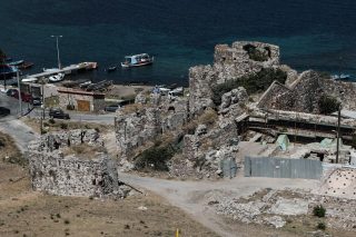 Τα τείχη