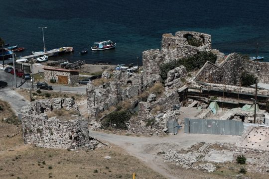Τα τείχη