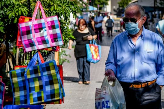 Αντίθετος ο ΕΣΠ με το άνοιγμα των καταστημάτων την Κυριακή