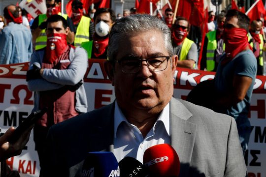 KKE: Να μην περάσει το αντεργατικό έκτρωμα!