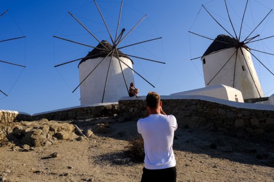 Ράπισμα και από την Ολλανδία στο αφήγημα Μητσοτάκη για τον τουρισμό